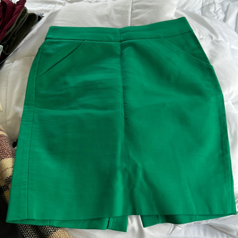 Gorgeous green pencil skirt